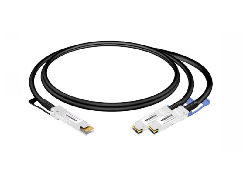 241118 محول رقمي تناظري QSFP56 بسرعة 200 جيجابت إلى 2 × 100 جيجابت QSFP56